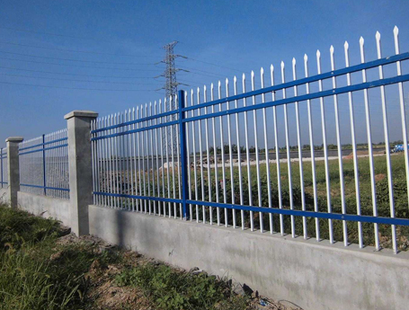 三横杠锌钢护栏网